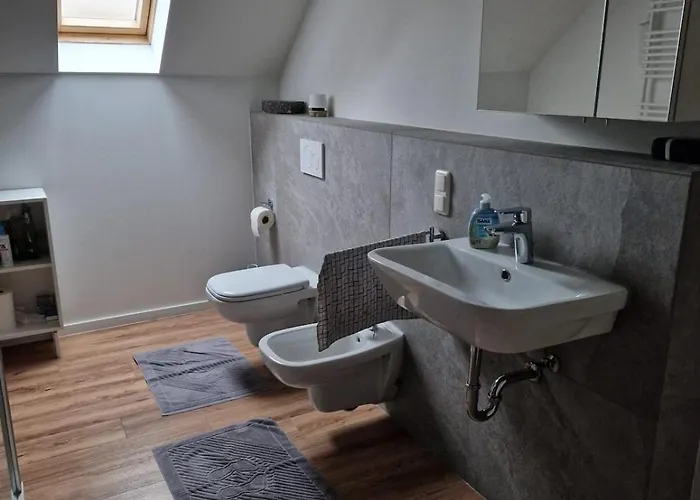 Modern In Du-neudorf Zentral & Location Apartment